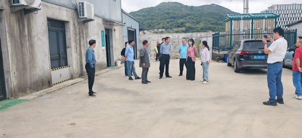 區(qū)發(fā)改局與公司聯(lián)合調(diào)研組赴展茅街道開展糧食生產(chǎn)及收購情況調(diào)研